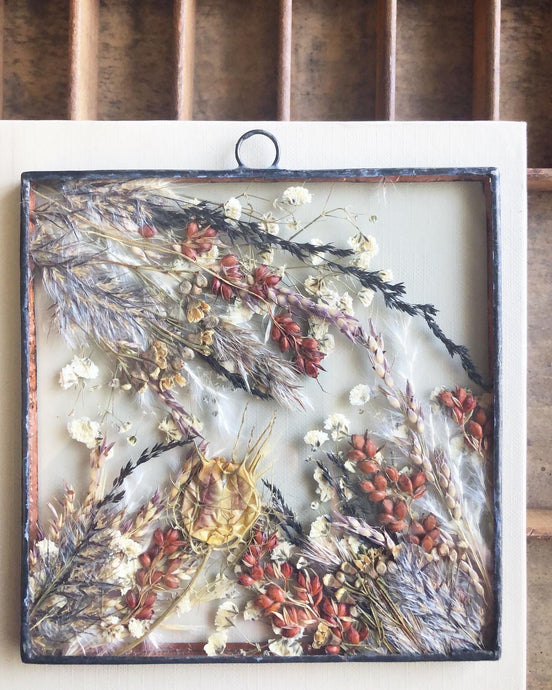 Square Dried Glass Mini Wall Hanging