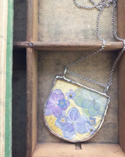Load image into Gallery viewer, Arch Shaped Flat Glass Necklace with Hydrangea Petals