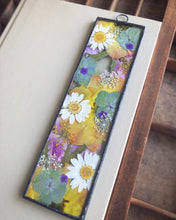 Load image into Gallery viewer, Rectangle Daisy and Hydranga Mini Wall Hanging