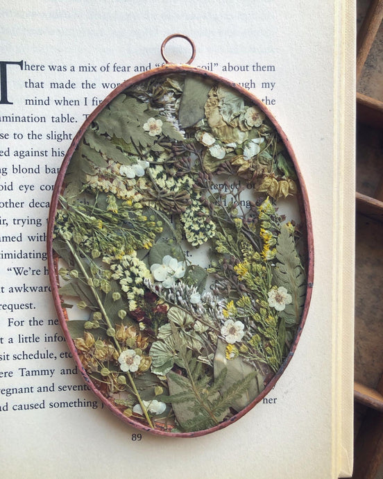 Oval Greenery Botanical Mini Wall Hanging