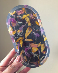 MIXED BOTANICAL PETALS OVAL TRAY
