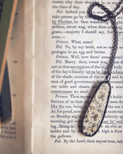 Load image into Gallery viewer, Crochet Necklace