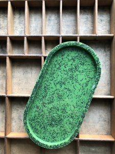 SOLID COLOUR OVAL TRAY