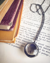 Load image into Gallery viewer, Feather Necklace