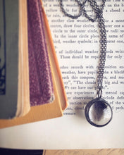 Load image into Gallery viewer, Feather Necklace