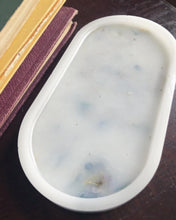 Load image into Gallery viewer, LARKSPUR &amp; HEATHER OVAL TRAY