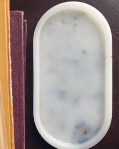 LARKSPUR & HEATHER OVAL TRAY