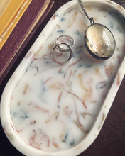 Load image into Gallery viewer, ORANGE &amp; BLUE FLORAL OVAL TRAY