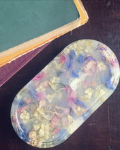 Load image into Gallery viewer, PASTELS &amp; HYDRANGEAS OVAL TRAY