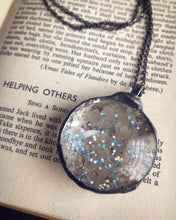 Load image into Gallery viewer, Glitter Necklace